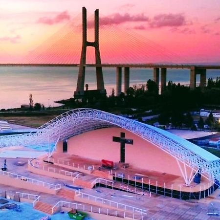 Un Appartement De Reve En Plein Coeur Du Pont Vasco De Gamma Lisbon Luaran gambar